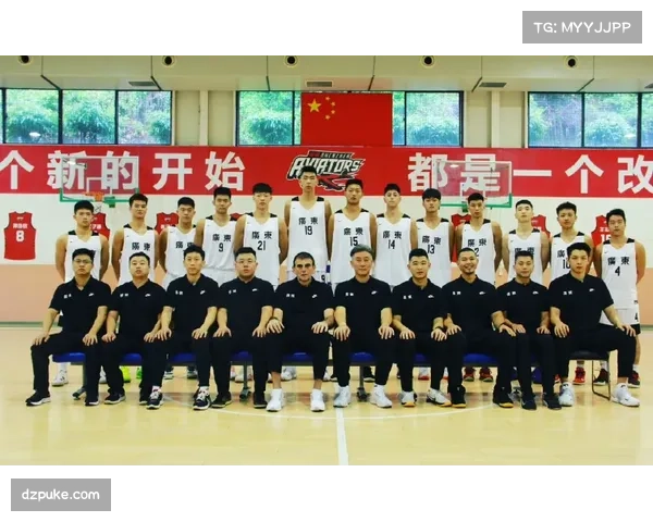 浙江队小将张洪硕成关键先生 四投全中展现大心脏属性 浙江队小将张洪硕成关键先生 四投全中展现大心脏属性